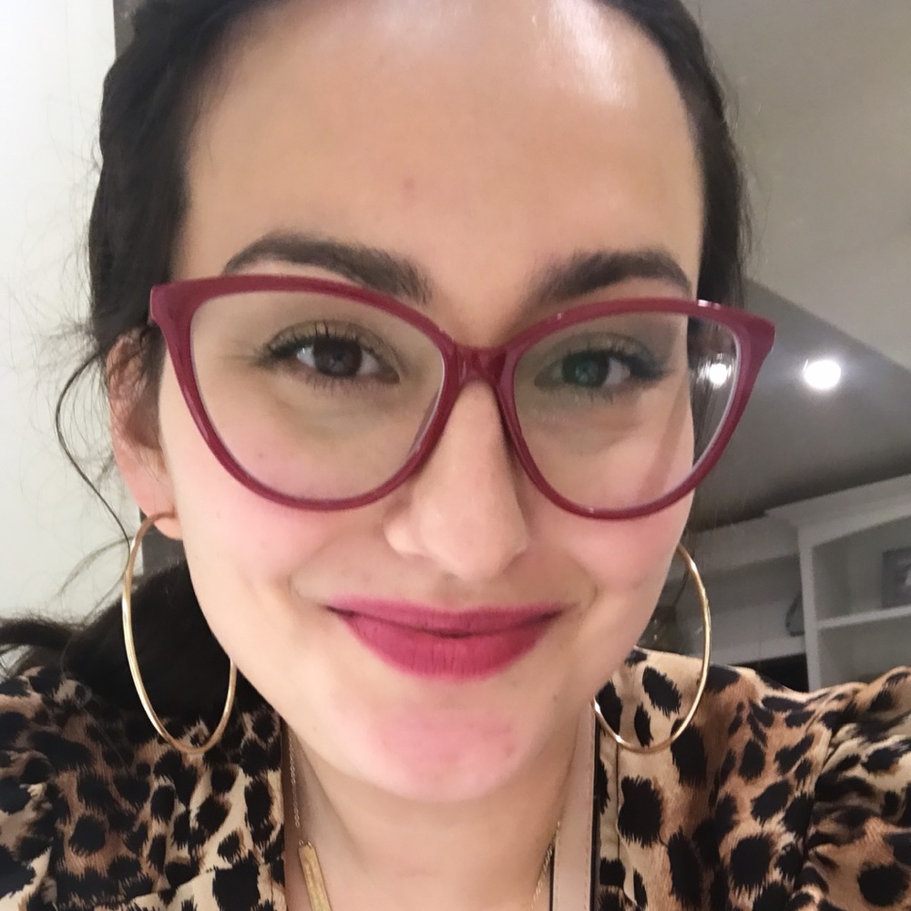 Meet your Posher, Nicold